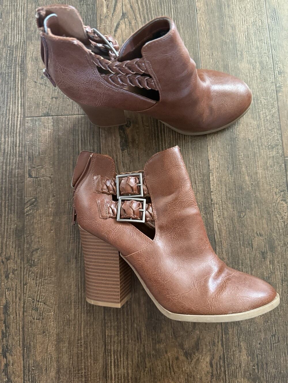 American Eagle Boots Womens 9 Ankle Booties Brown Leather Block Heels Casual